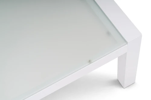 Элегантный журнальный столик Элегантный журнальный столик