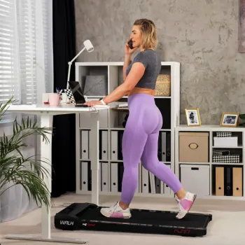 Использование беговой дорожки под столом во время работы за компьютером