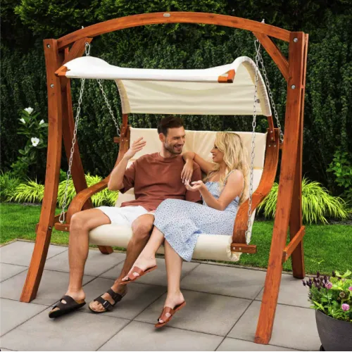 Міцна дерев'яна конструкція