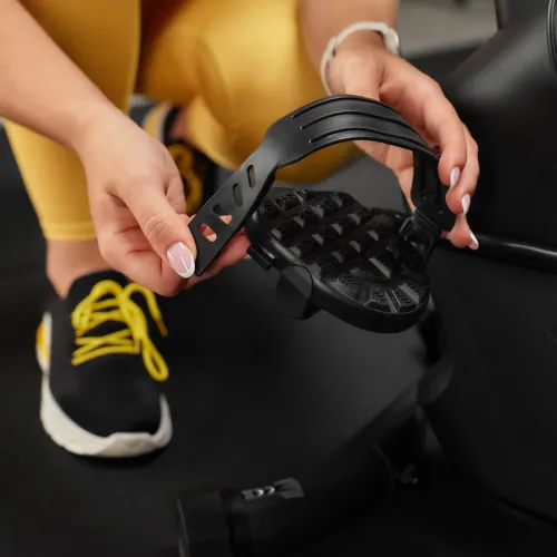 Прочный, безопасный и стабильный тренажер