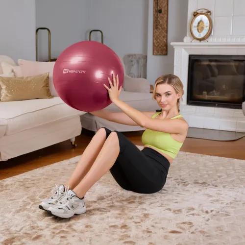 Один мяч - много полезных упражнений